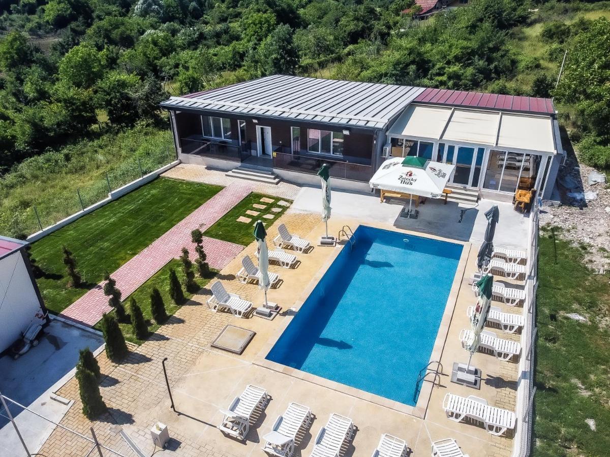 Стаи За Гости Dream Kurdzhali Ngoại thất bức ảnh
