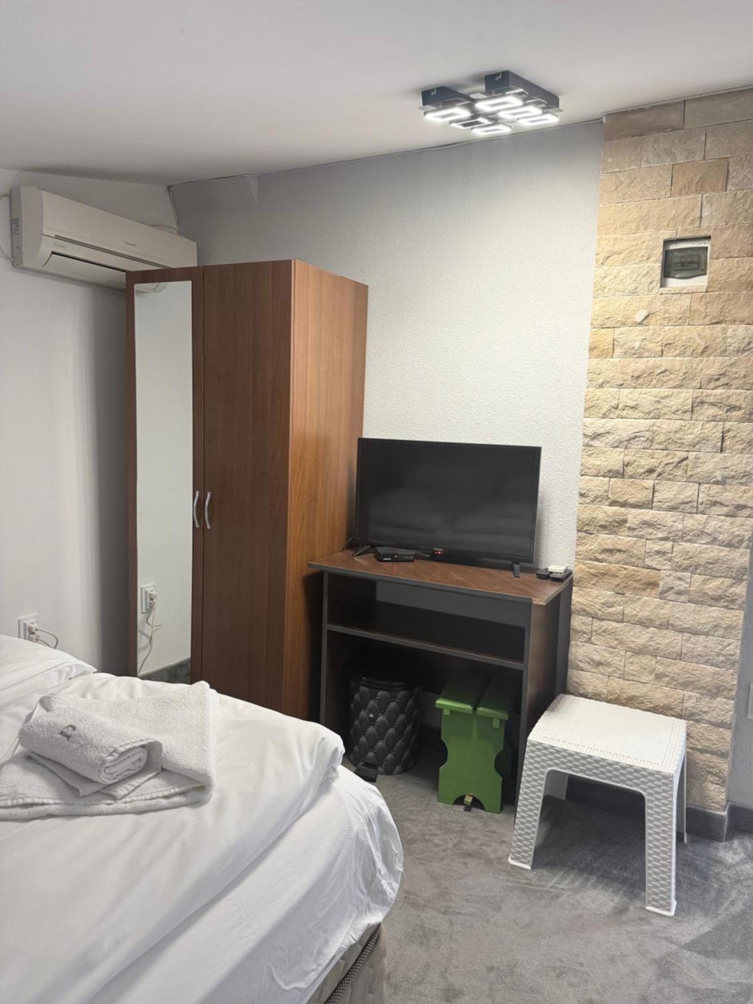 Стаи За Гости Dream Kurdzhali Ngoại thất bức ảnh